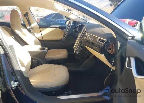 2015 Tesla Model S 60/70/85 z USA, uszkodzony, nr VIN 5YJSA1S1XFFP77006
